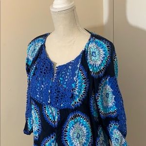 crown & ivy Tops - Crown & ivy ¾ sleeve blouse crown & ivy Tops - Crown & ivy ¾ sleeve blouse